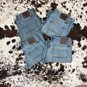 Bundle of Lucky Brand Men's Light Blue 181 Relaxed Straight Jeans 32 x30